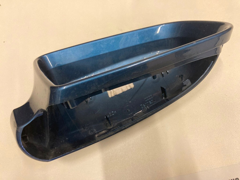 RECHTES SPIEGELGEHÄUSE AUDI A3 A4 A6 8E0 ORIGINAL RECHTE SPIEGELABDECKUNG Product image