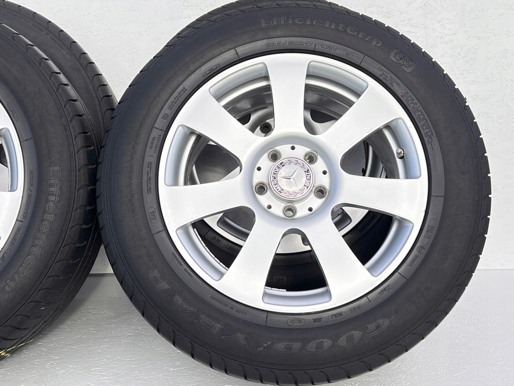 Mercedes GLK X204 Felgen A2044013502 7,5x17 Product image