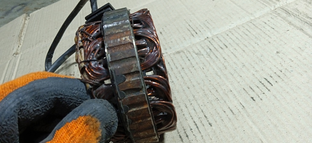 YAMAHA XJ 600 84-89 XS 400 LICHTMASCHINE STATOR LICHTMASCHINE WICKLUNG Product image