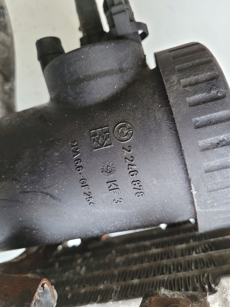 BMW E46 2.0 136KM KRAFTSTOFFKÜHLERFILTER 2247411 SEKUNDÄRPUMPE Product image