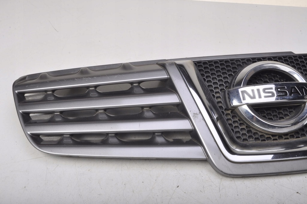 NISSAN QASHQAI J10 BETRUGGRILL 62310JD000 Product image