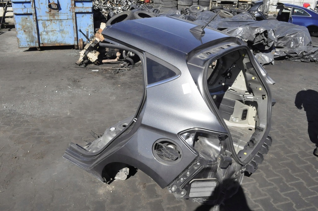 FORD FIESTA MK8 GESAMTER HINTERER ASS HINTERER GÜRTELKOTFLÜGEL LINKS RECHTS Product image