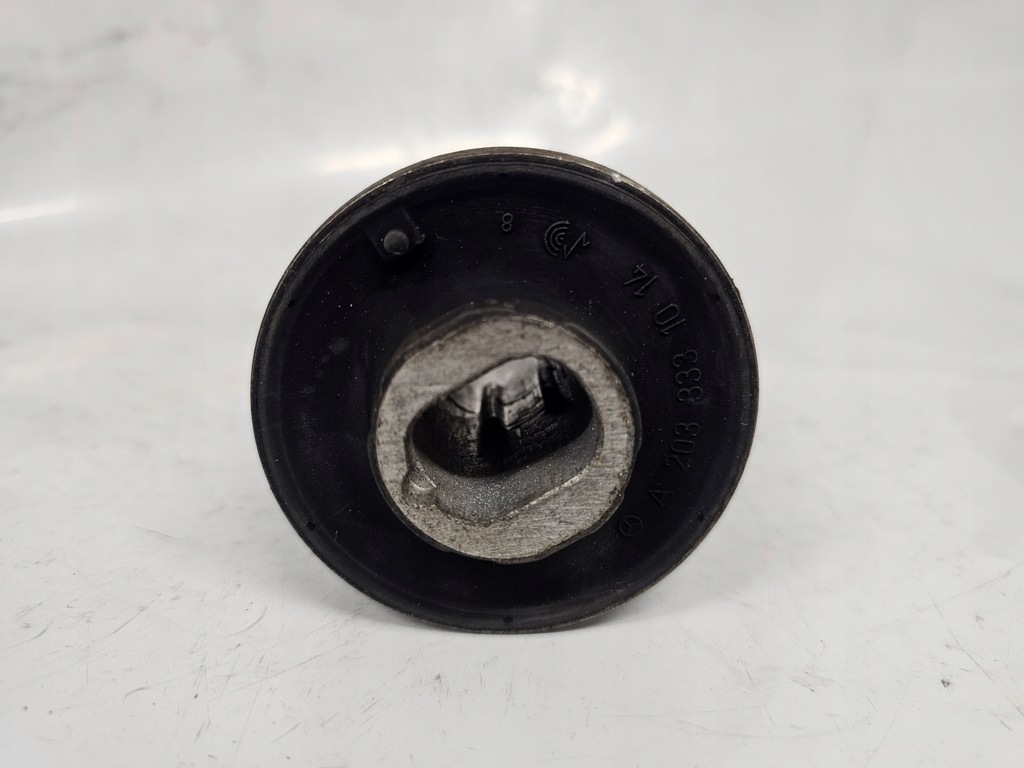 MERCEDES C-KLASSE W203 VORDERARMBUCHSE A2033331014 Product image