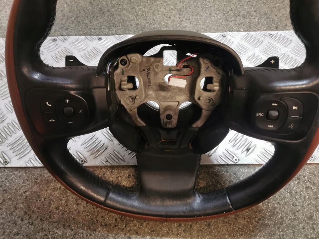 Lenkradblatt Leder Multifunktion Fiat 500L Product image