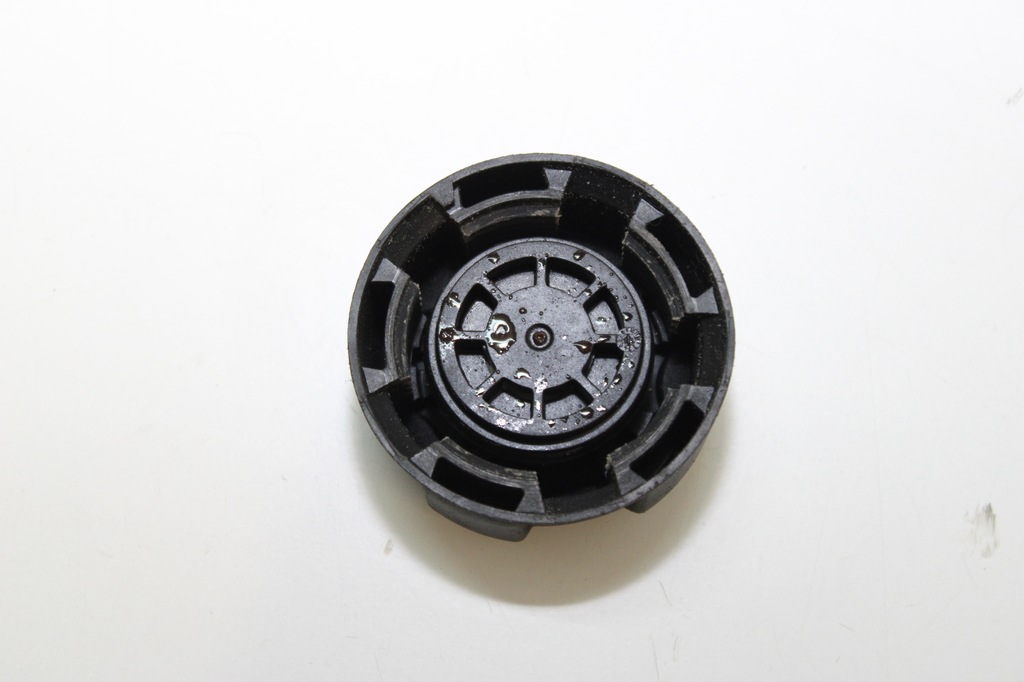 TURBINE EXPANSION TANK FLUID CAP BMW F01 F02 F10 750i N63 B44 Product image