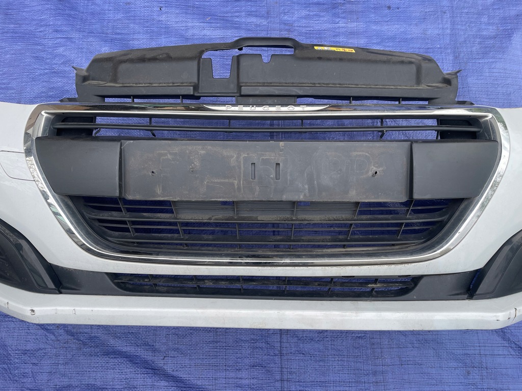 Peugeot 208 Lift vorderen Stoßstangen Complete EWP 2019 Product image