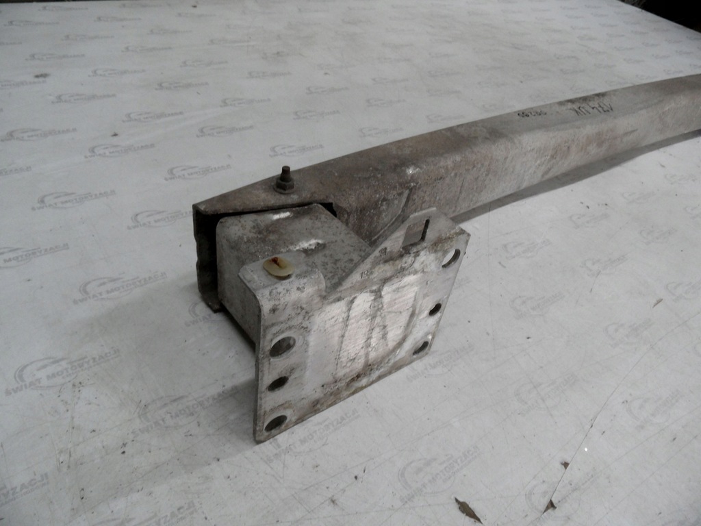 Citroen C4 II B7 Stoßstange Strahl vorne Product image
