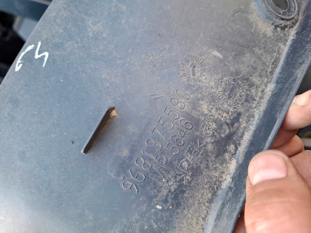 Rechter Radkasten, rechts vorne, Citroen C4 I 9681375580 Product image
