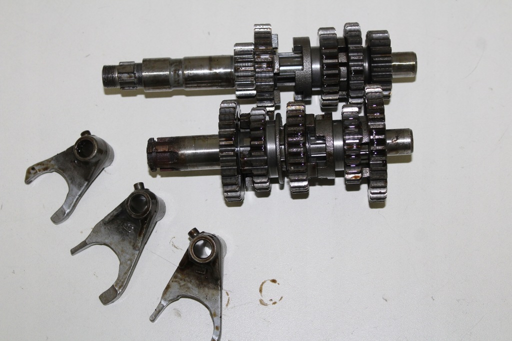 2 Yamaha SR 125 Getriebe, Führung, Führungen Product image