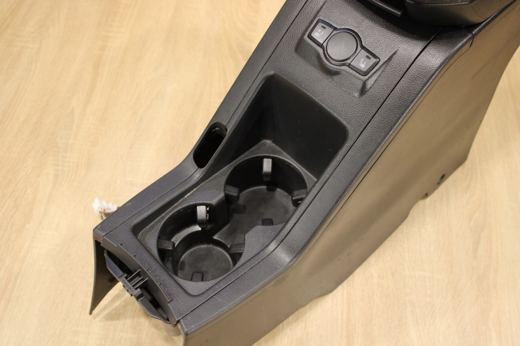 TUNNELARMLEHNE CHEVROLET CAPTIVA 06-10 Product image