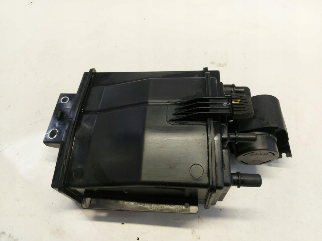 VOLVO XC60 II T8 Kohlefilter 31478802 Product image