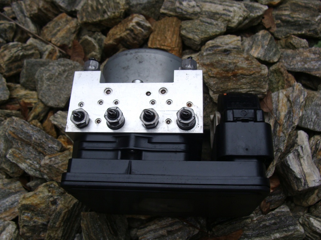 ABS ESC PEUGEOT 2008 208 9835128880 10.0916-3972.3 Product image