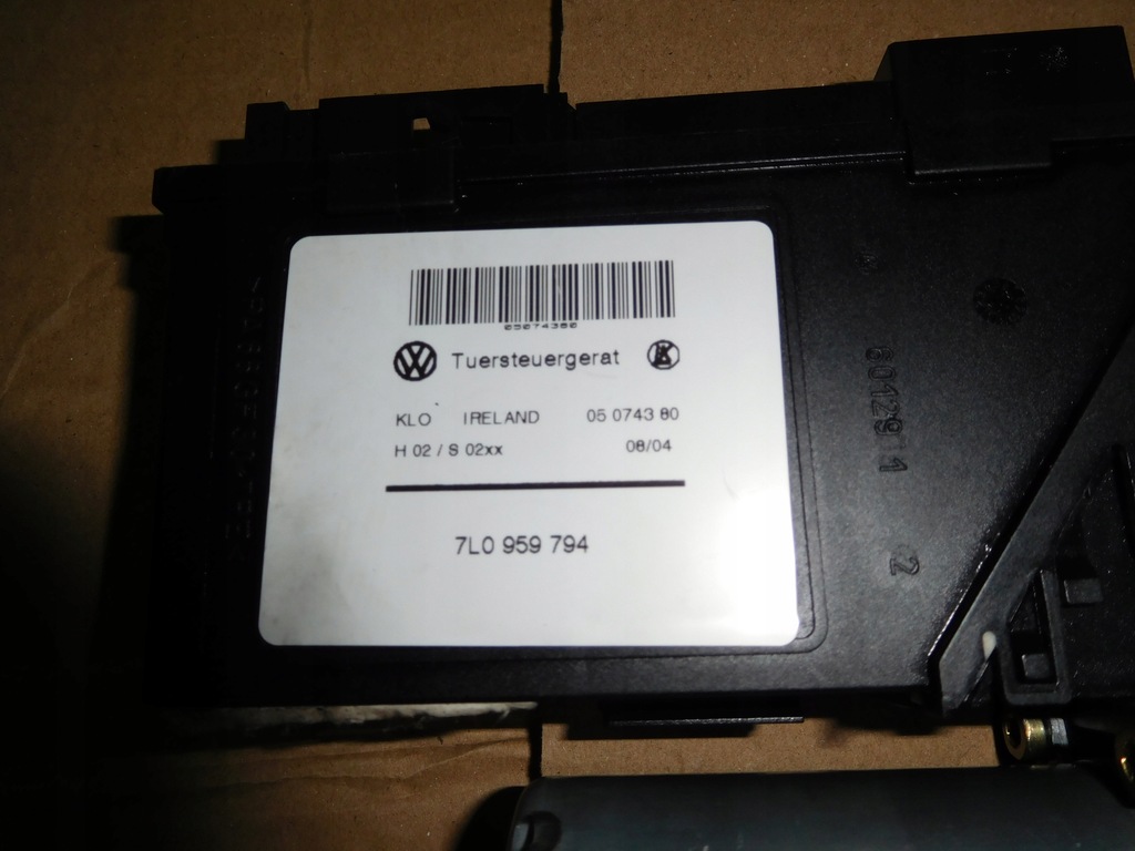 VW Touareg 2004, Fensterhebermotor hinten rechts 7L0959794 Product image