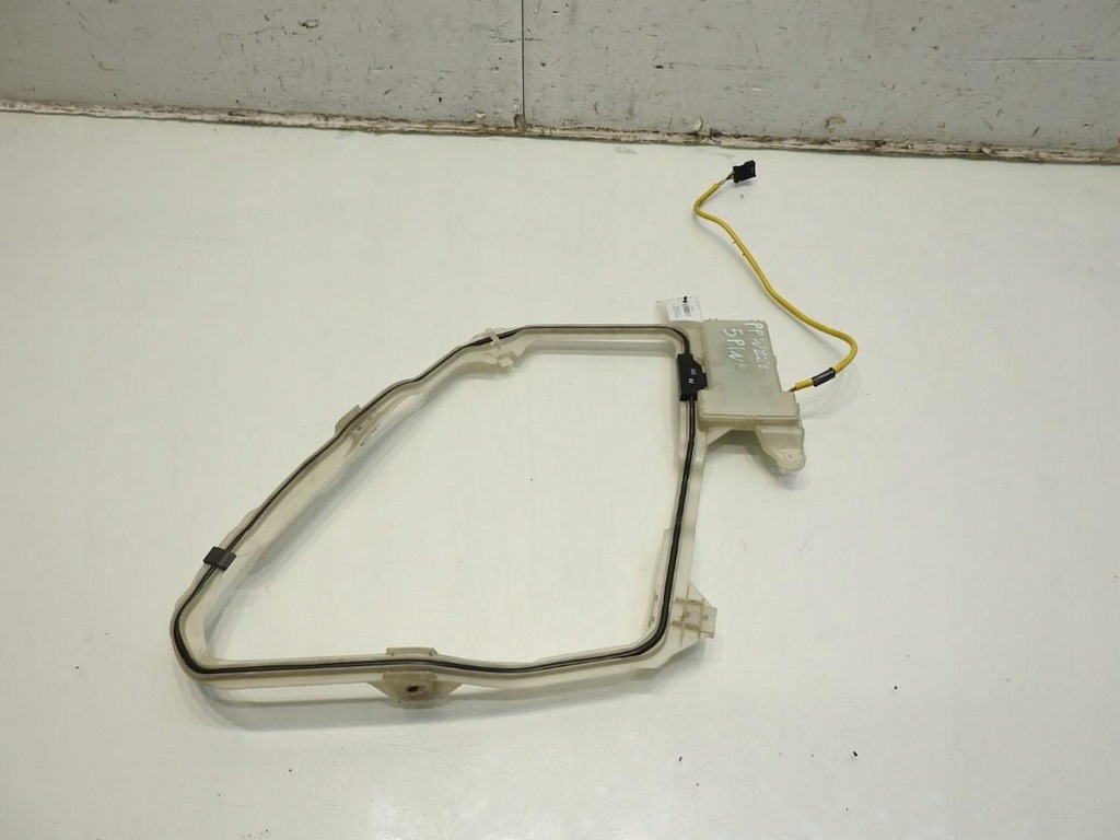 SCHLÜSSELLOSE ANTENNE TÜR VORNE RECHTS 5 PIN MERCEDES W220 A2208200275 Product image