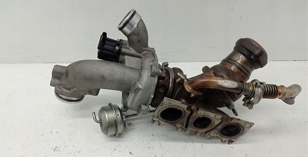 TURBOTURBINE-SET LINKS MERCEDES W213 3,5 V6 E400 276.853 A2760903180 Product image