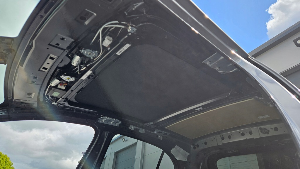 Mercedes A-Klasse W177 HB Dach Panorama Schiebedach Product image