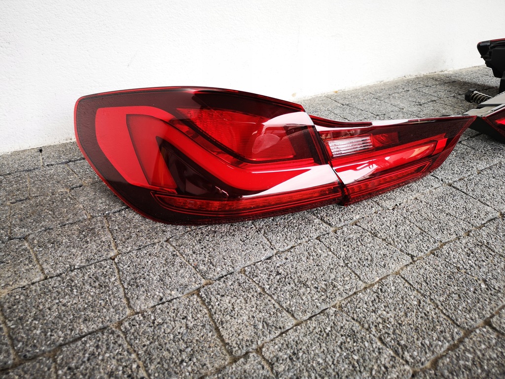 Heckklappenleuchte BMW 1 F40 Farbe 475 Product image