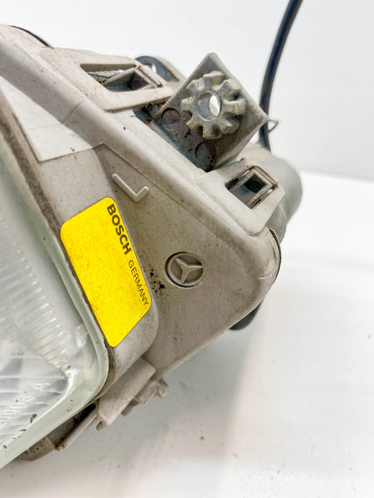 1305219028 MERCEDES-BENZ Halogenlampe, vorne links Product image