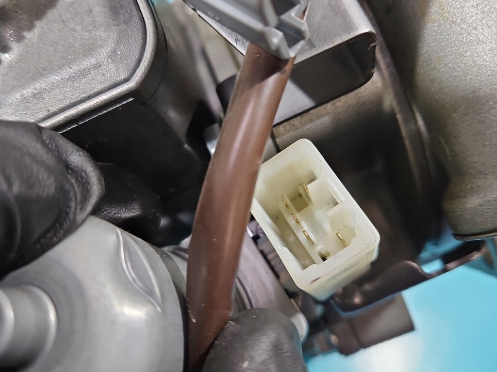 KRAFTPUMPE TOYOTA AVENSIS III T27 80960-20030, 45250-20A20 2,0 16V Product image