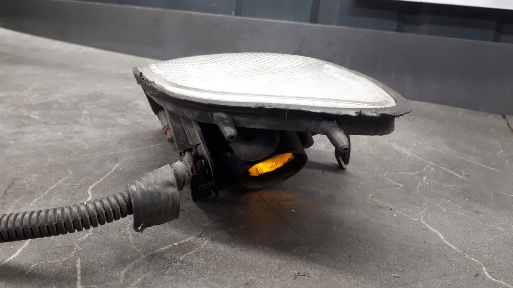 6r010250 Blinker Nissan Sunny III 1991-1995 links vorne Product image