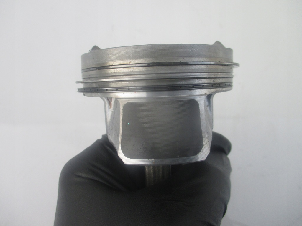 TŁOK KORBOWÓD 1.2 THP PURETECH OPEL PEUGEOT CITROEN Product image