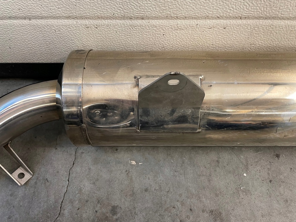 Suzuki GSF / GSX 650 1250 Bandit Auspuffschalldämpfer Product image