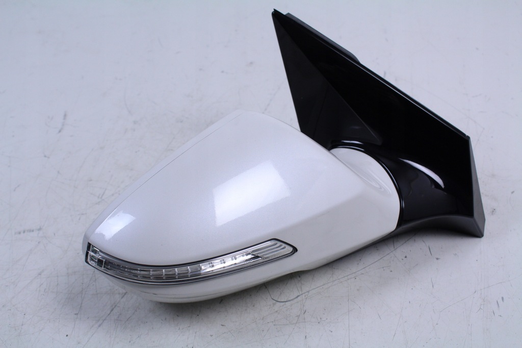 RECHTER SPIEGEL 6 PIN HYUNDAI I40 13 Jahre alt PW6 EU Product image