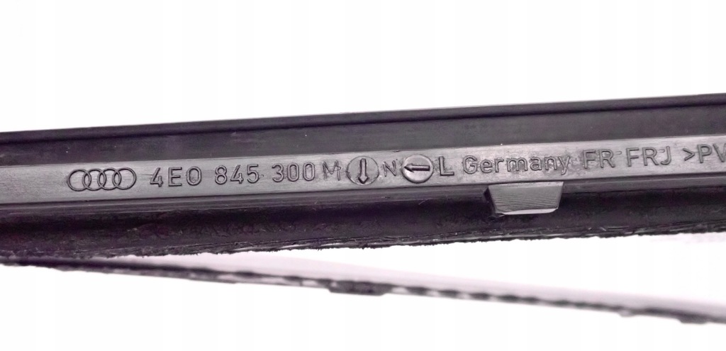 4E0845300N DREIECKIGES FENSTER, RECHTS M500301 2004 A8 D3 Product image