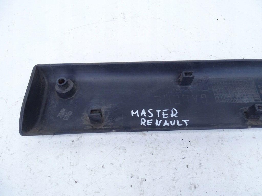 TÜRSEITENLEISTE LINKS RENAULT MASTER II 7701692500 Product image
