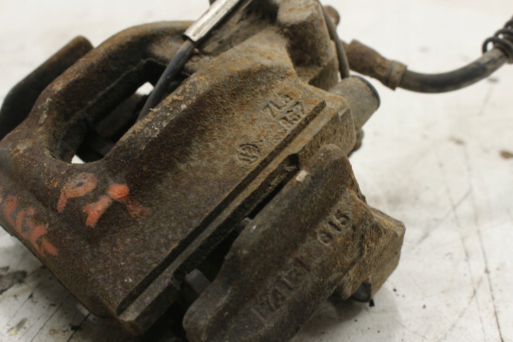 VW TOUAREG 2.5 TDI R5 BREMSSATTEL HINTEN RECHTS Product image