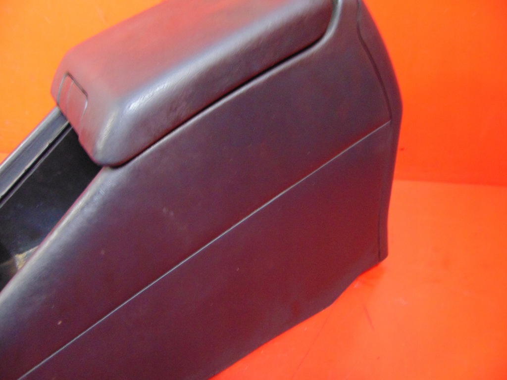 MERCEDES ML W163 LIFT 02- CENTER TUNNEL ARMREST CUP HOLDER Product image