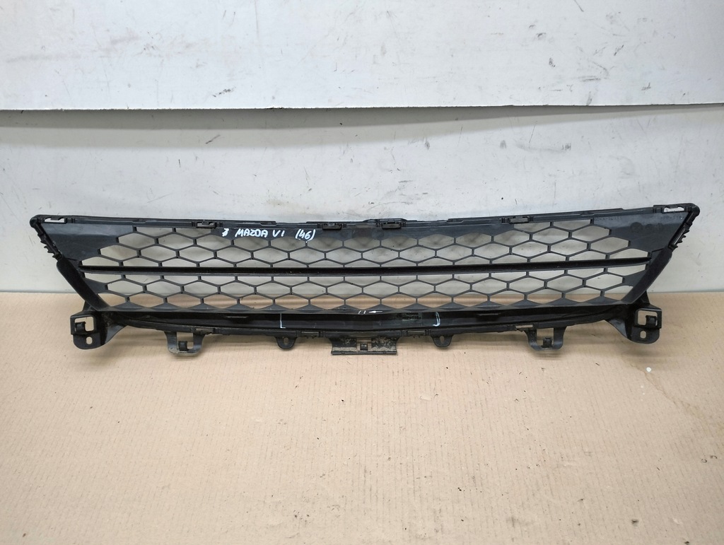 MITTLERER GRILL-STOßSTANGE VORNE MAZDA 6 GH LIFT 2010-2012 Product image