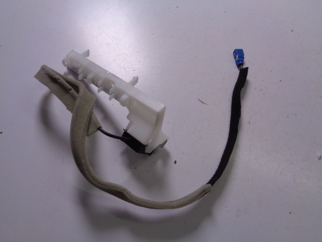 GPS-ANTENNE DACIA SANDERO II 2020- Product image
