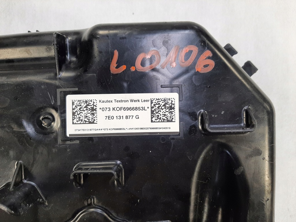 VW Transporter T6 AdBlue-Tankpumpe 7E0131877G 5Q0131969C Product image