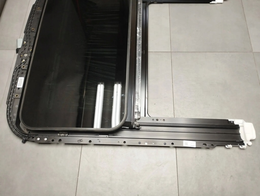 Audi A5 Sportback 8T Schiebedach 8T8877041E Product image