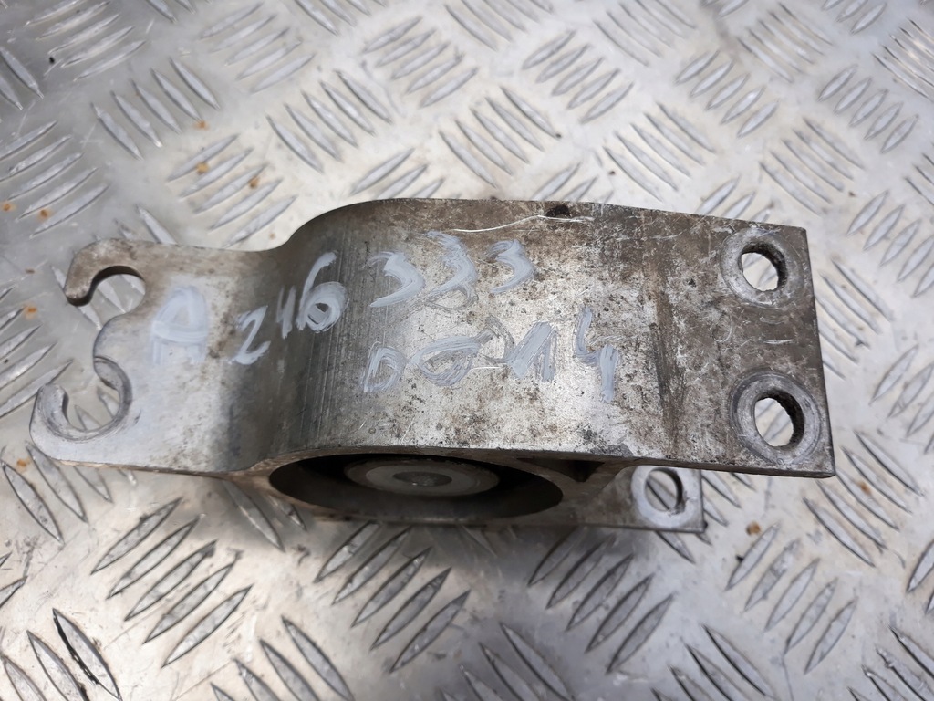QUERLENKERBUCHSE MERCEDES B-KLASSE W246, W242 Product image
