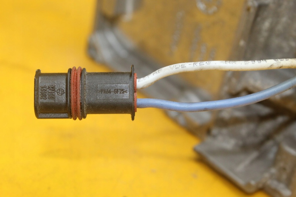 Bake Webasto Thermo Top C Diesel 5.0 kW 12V Audi Q7 Bus VW Sitz 4L0815071g Product image