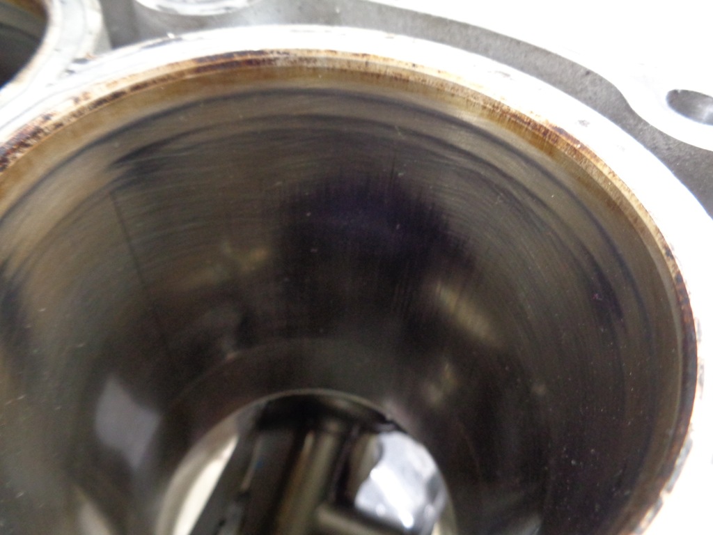 HONDA HORNET CB 900 Block, Motorkurbelgehäuse, Kolben Product image
