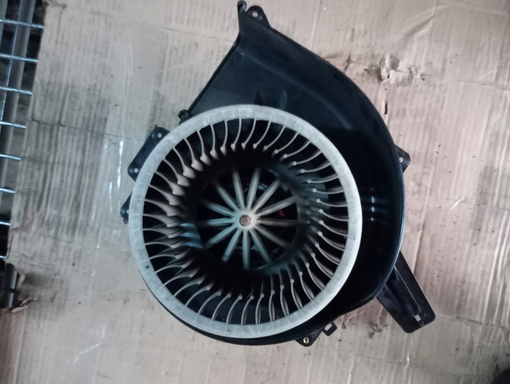 Volkswagen 6Q1819015G Polo Innenraumventilator Product image