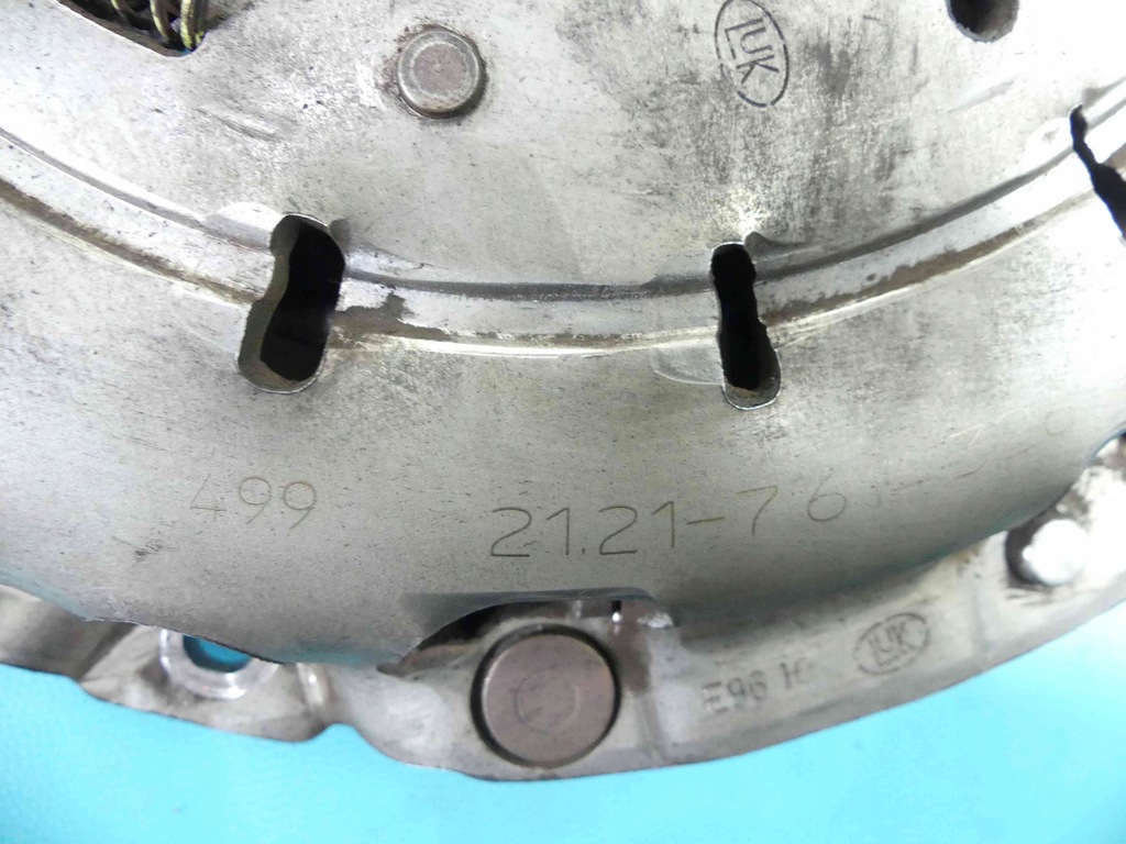 Doppelmassenrad BMW F30 F20 2.0D F31 E90 E91 Product image