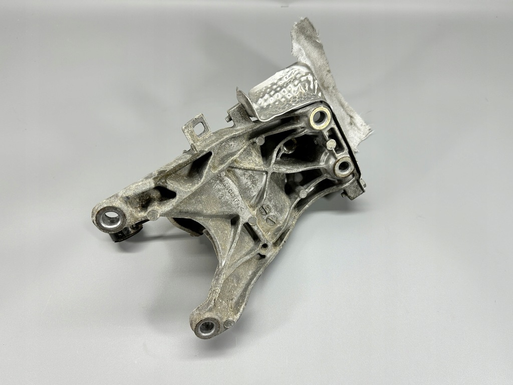 AUDI A4 B9 A5 F5 8W 2.0TDI Motorhalterung rechts 4M0199308AD Product image