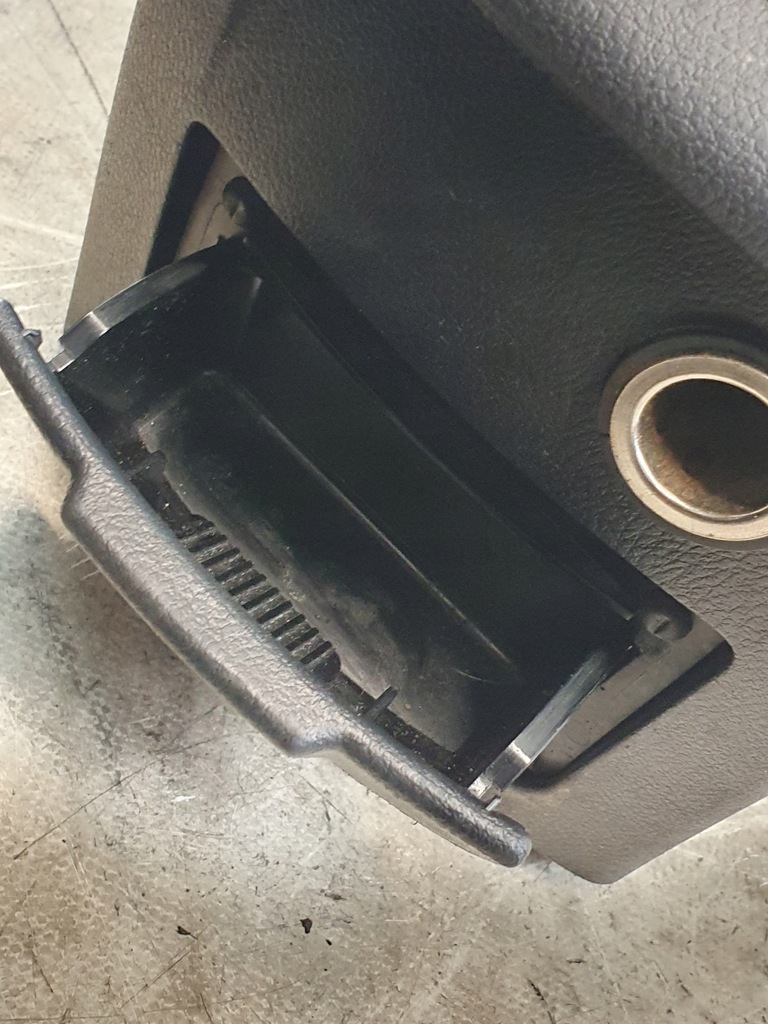 MITTELTUNNELKONSOLE OE 7S71-A045A20-AX FORD MONDEO MK4 07 EU Product image