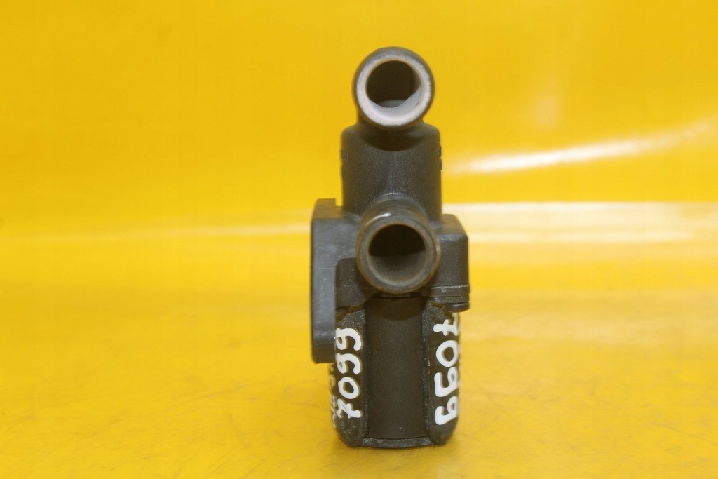 Elektrozdór Audi Q7 4L VW Touareg 1T0820036C Heizventilventil Product image