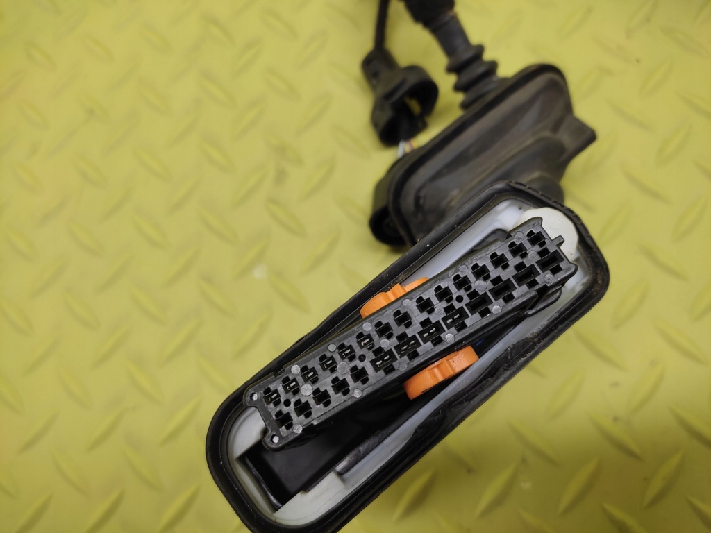 VW TOURAN TÜRKABELSATZ, RECHTS VORNE 1T0971121Q Product image