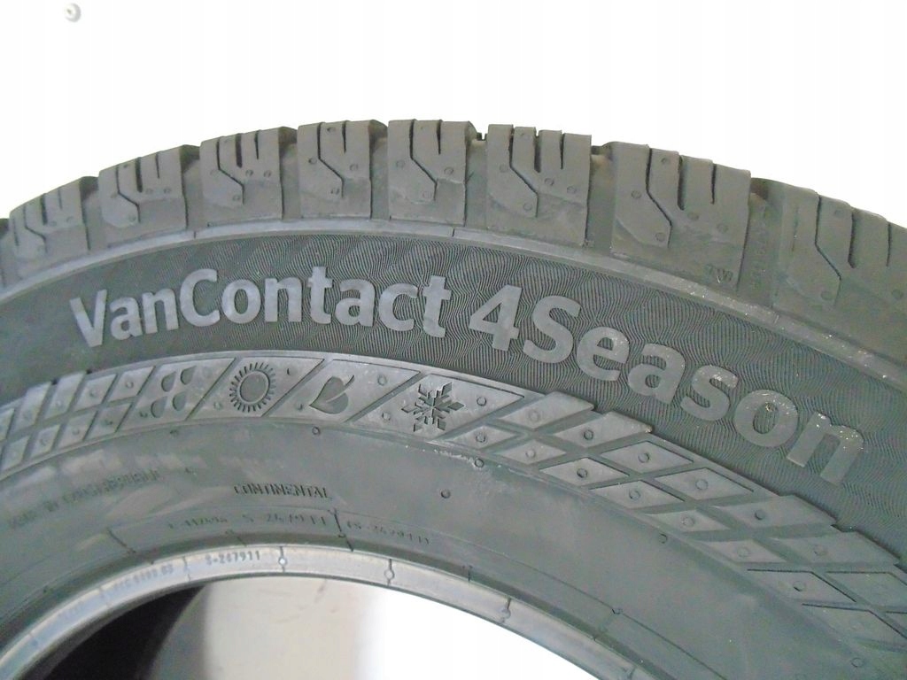 Continental VanContact 4Season-Reifen 225/75R16 121 R Product image