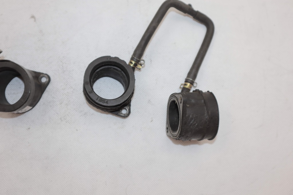 KAWASAKI ZX6R ZX-6R 98-02 Ansaugrohre aus Gummi Product image