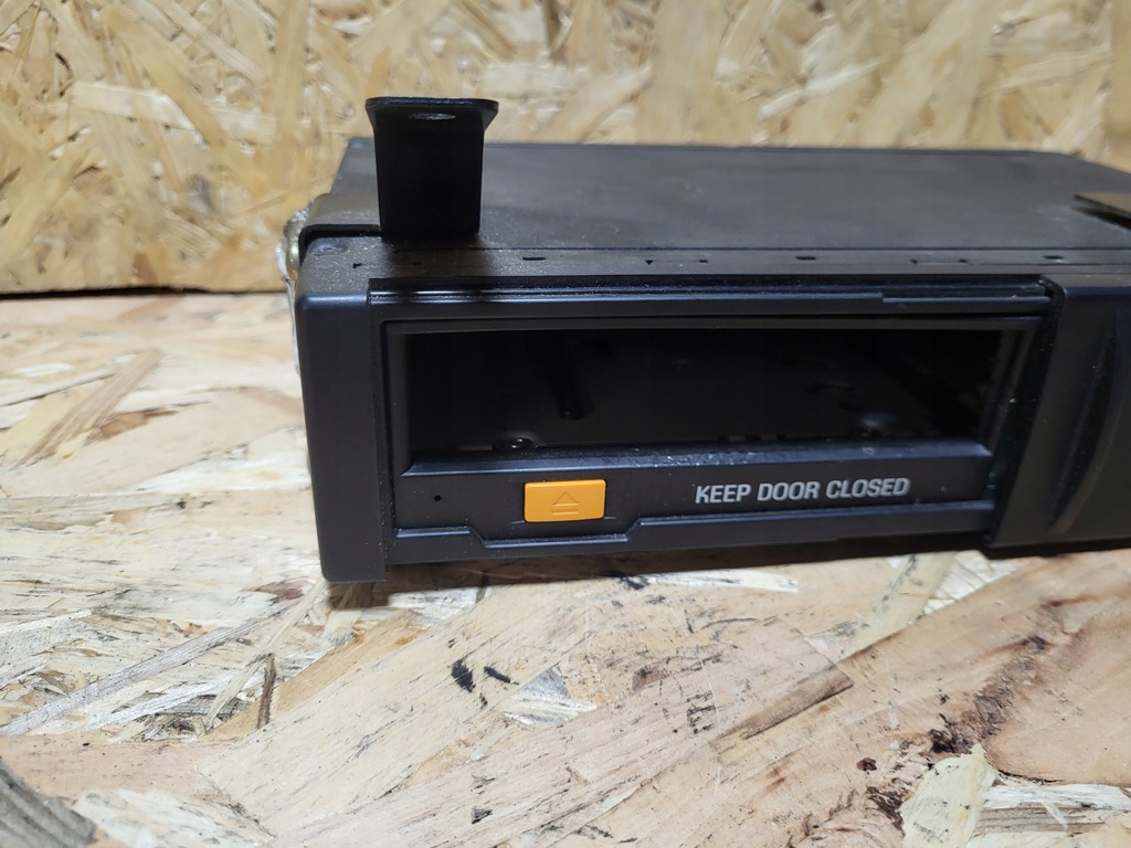 Ford Galaxy CD Changer für 6 CD 95vw18c849ba Product image