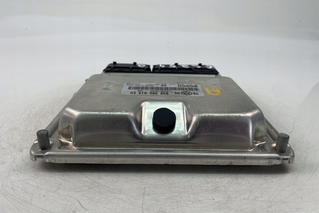ECU VW Passat B5 (3B3) 038906019EM 2001 Motorsteuerung Product image