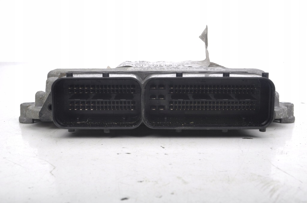 Alfa Romeo Giulietta Computer Engine Controller 5188607 028101785 Product image
