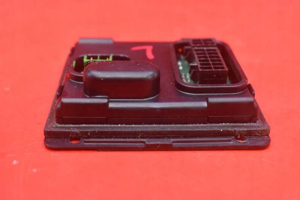 XENON-LENKMODUL LINKS 7L6941329 VW PASSAT B6 05-10 Product image